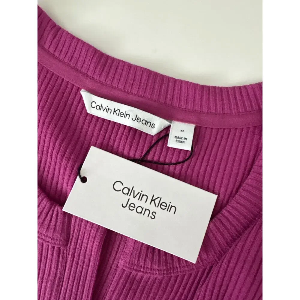 Calvin Klein NWT Ribbed Long Sleeve Cropped Tee‎
